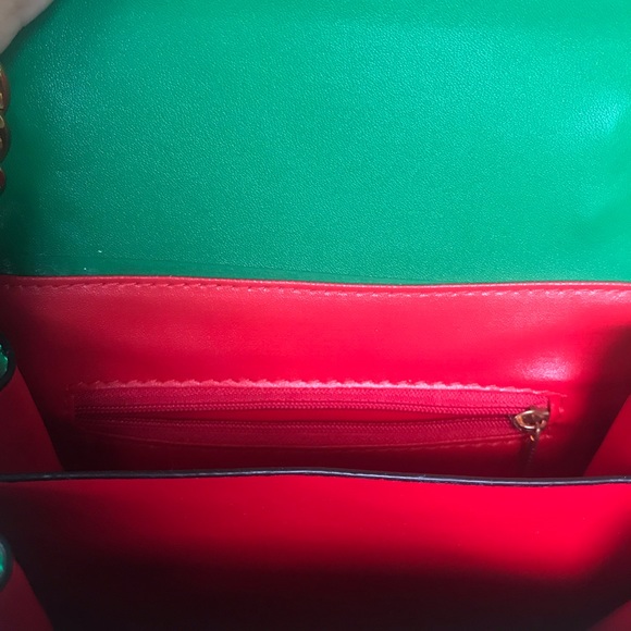 Bumblebee Shoulder Purse - Picture 5 of 6